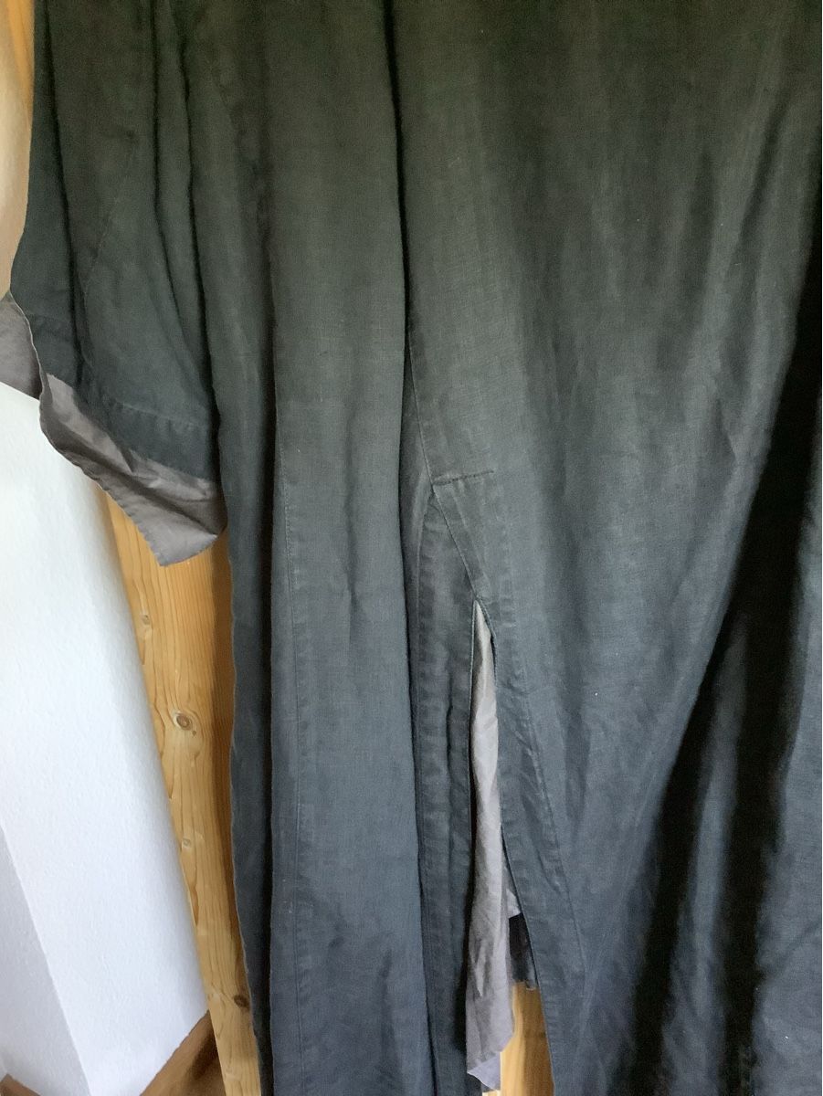 Vestiti: Schwarzes Leinenkleid mit Schlitz vorne und hinten – Usato da Buch SH venduto da bri_hpp2 2
