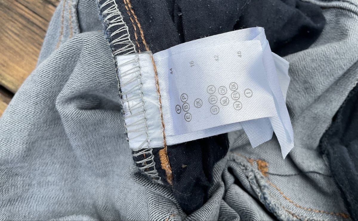 Jeans: Umstandsjeans Gr.42/44 – Usato da Buchs AG venduto da Yuca01 2