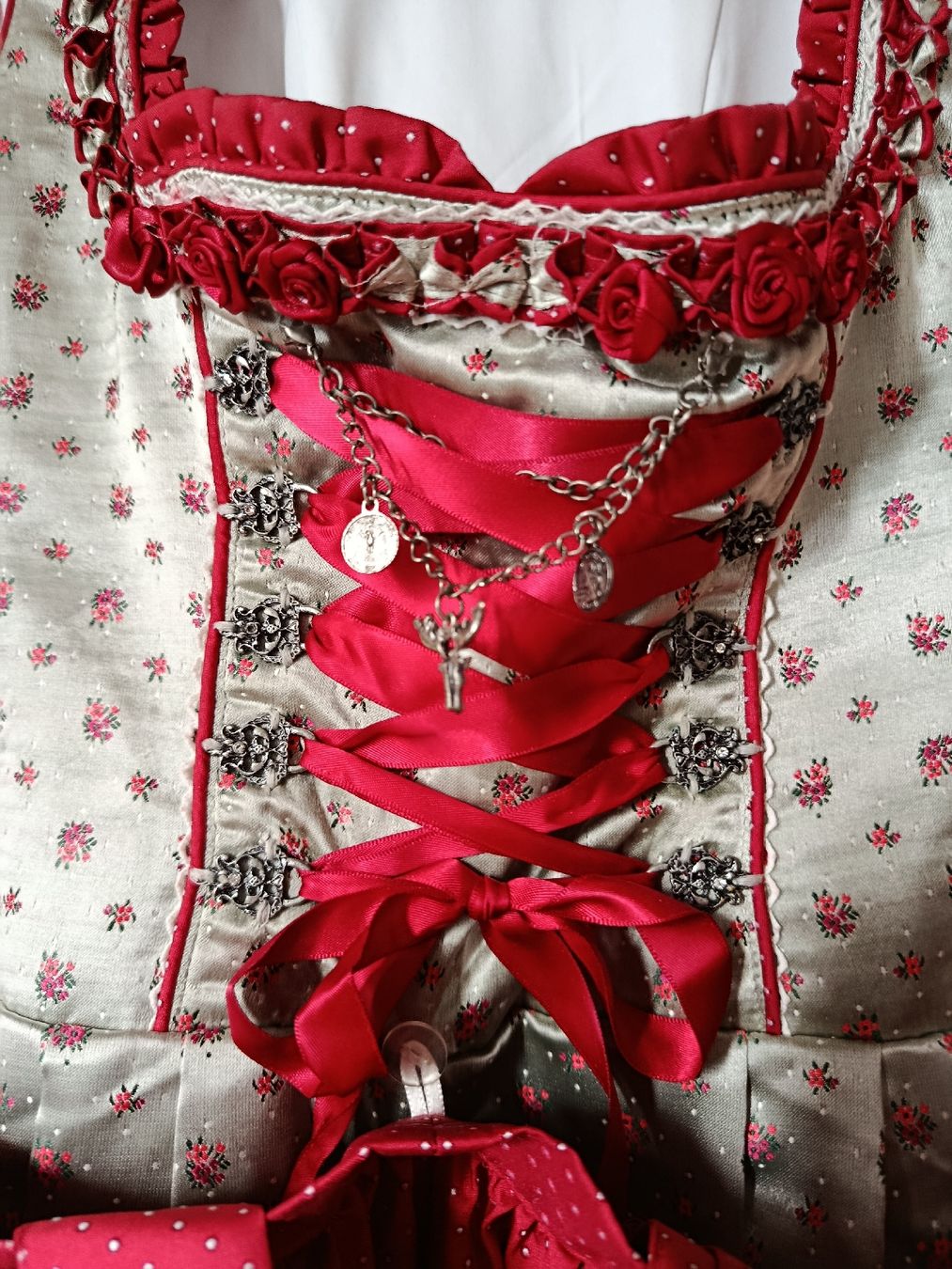 Vestiti: Dirndl von MarJo Glow Collection Grösse 38 – Usato da Wattwil venduto da sunicheyenne 2