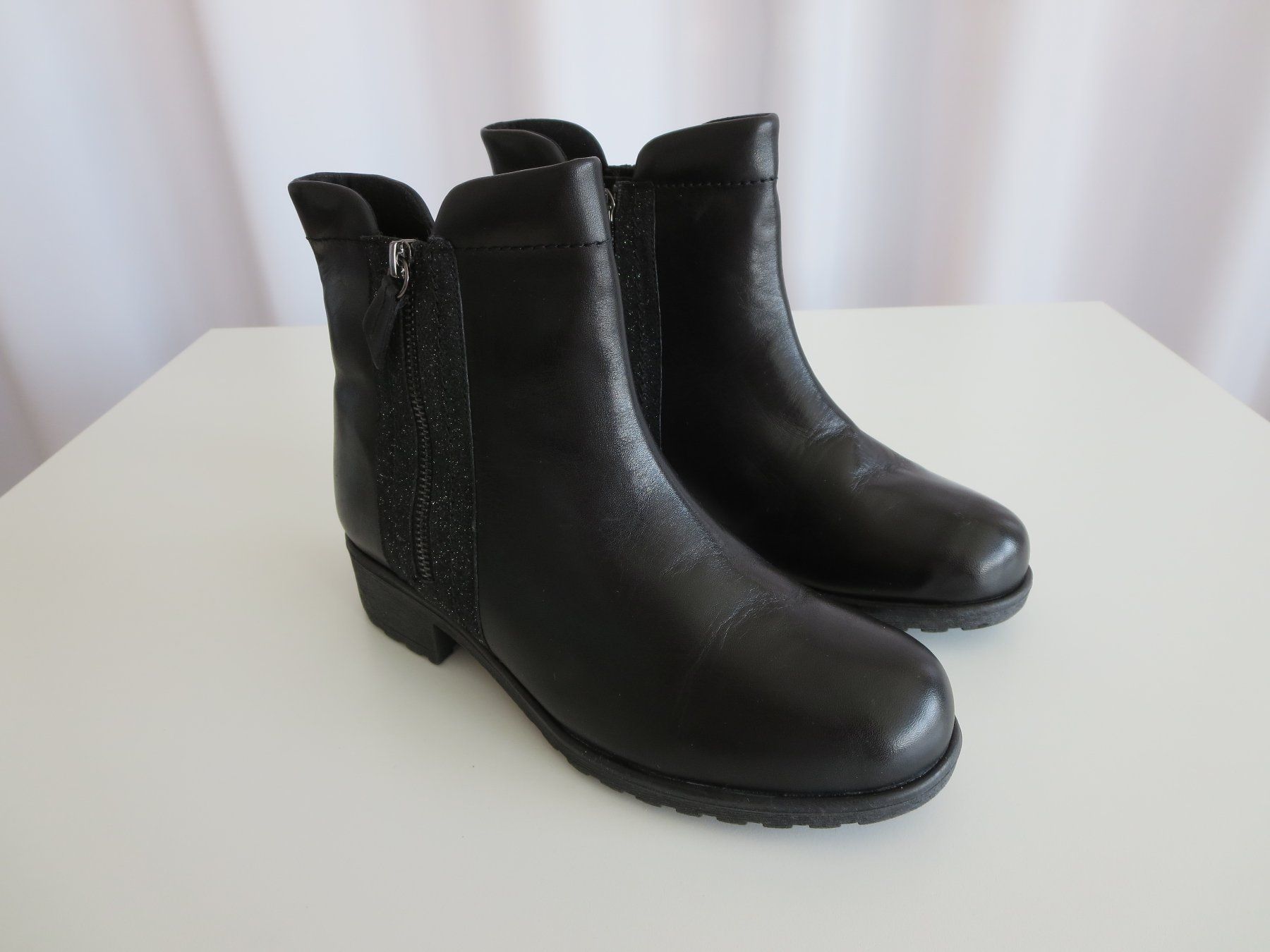 Damenschuhe: Stiefeletten CAPRICE , Grösse 39 , fabrikneu – Neu und originalverpackt aus Zürich von Lacoste06 3