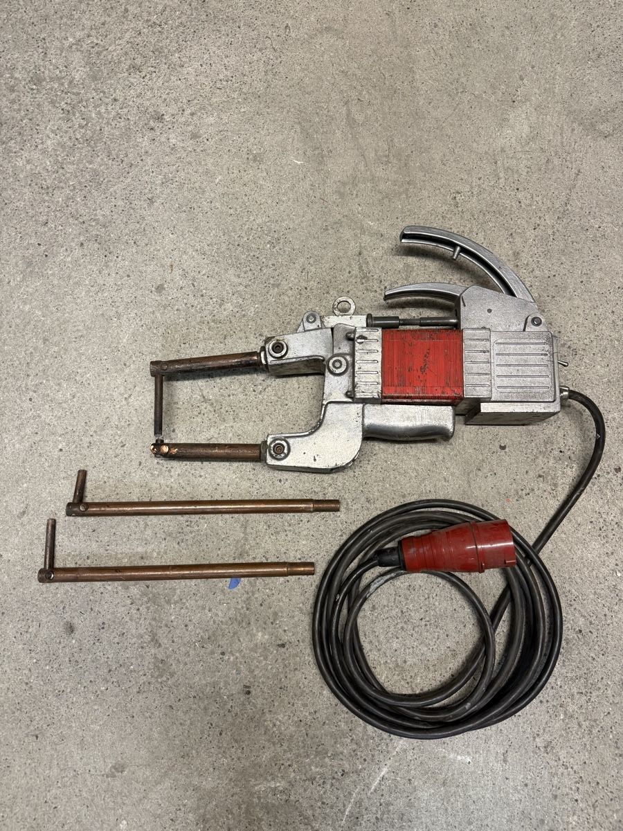 Postes à souder: Punktschweisszange – D'occasion à Sirnach par S54Power