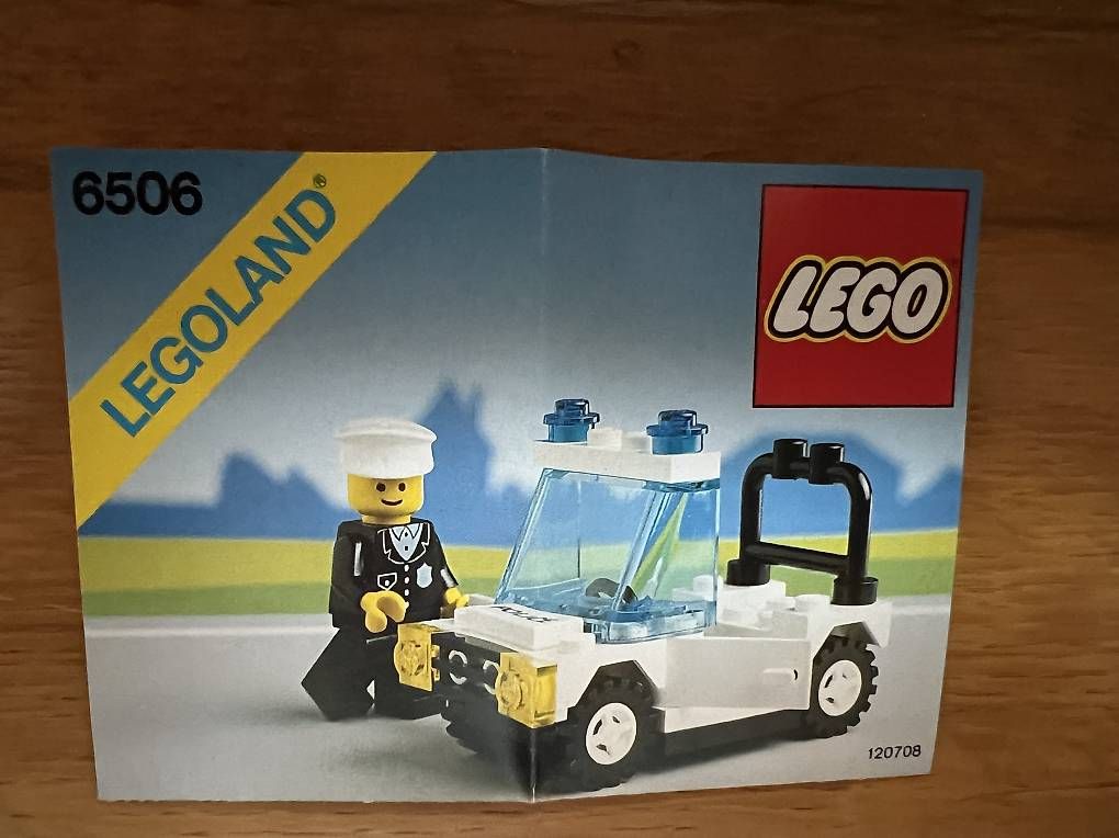 Spielzeuge: Lego Vintage Precinct Cruiser 6506 – Gebraucht aus Zürich von Voerny 2