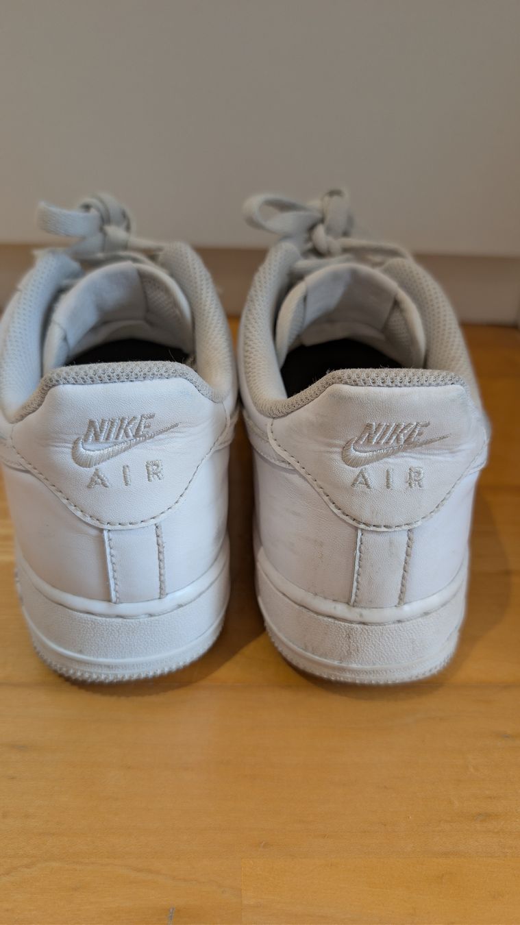 Nike Chaussures hommes: Nike Air Force 1 – D'occasion à Stäfa par Viviane77 2