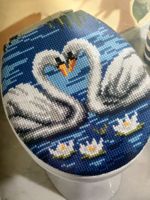 WC-Deckel Kreuzstich-Set "Schwäne" - Neu & Komplett!
