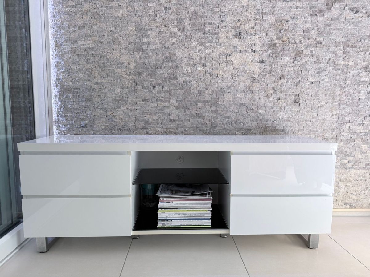 Cassettiere: Sideboard weiss Hochglanz  top Zustand – Usato da Liestal venduto da Busra99 4