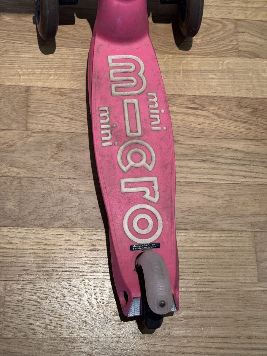 Micro Kickboard: Micro-Scooter Pink – Usato da Lenzburg venduto da Li-Lo 2