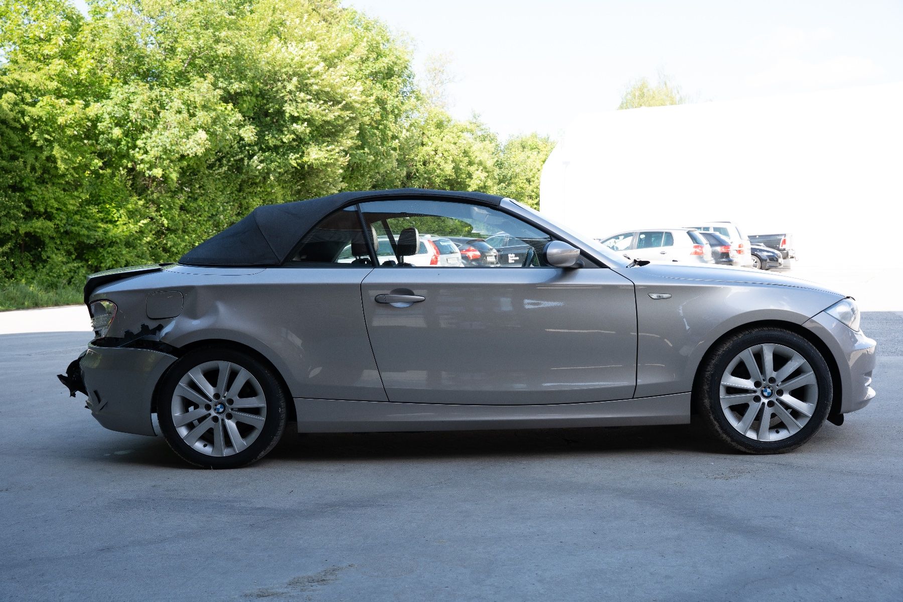 BMW Automobili: BMW 120i Cabrio – Difettoso da Affeltrangen venduto da AutoZentrumAG 1