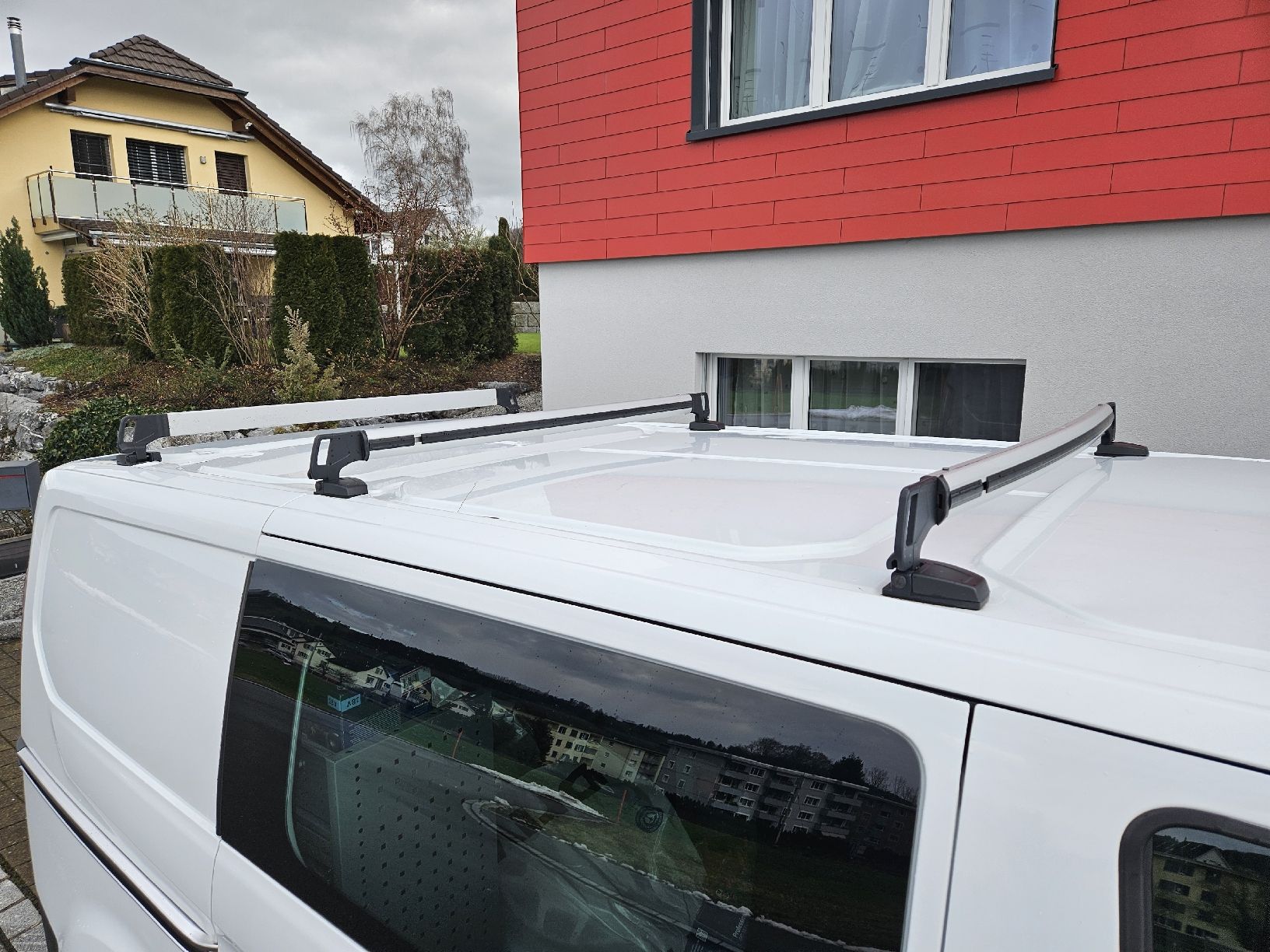 Dachträger: Dachträger Ford Transit Tourneo Custom – Gebraucht aus Bischofszell von