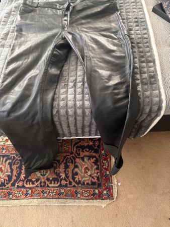 Coole Lederhose, Grösse XL Schwarz - Top Zustand!