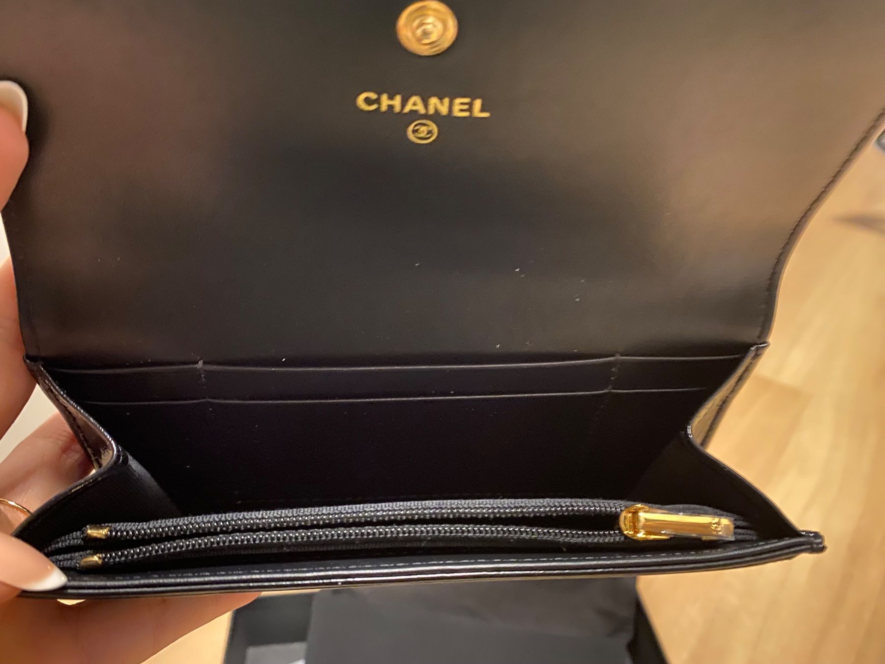 Chanel Portamonete: Portefeuille Chanel – Nuovo (secondo la descrizione) da Sion venduto da lam_hnb8 2