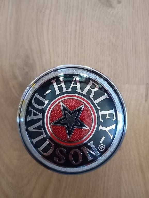 Alle Motorradersatzteile: Original Harley Davidson Tankdeckel – Gebraucht aus Niederdorf von muenchenstein