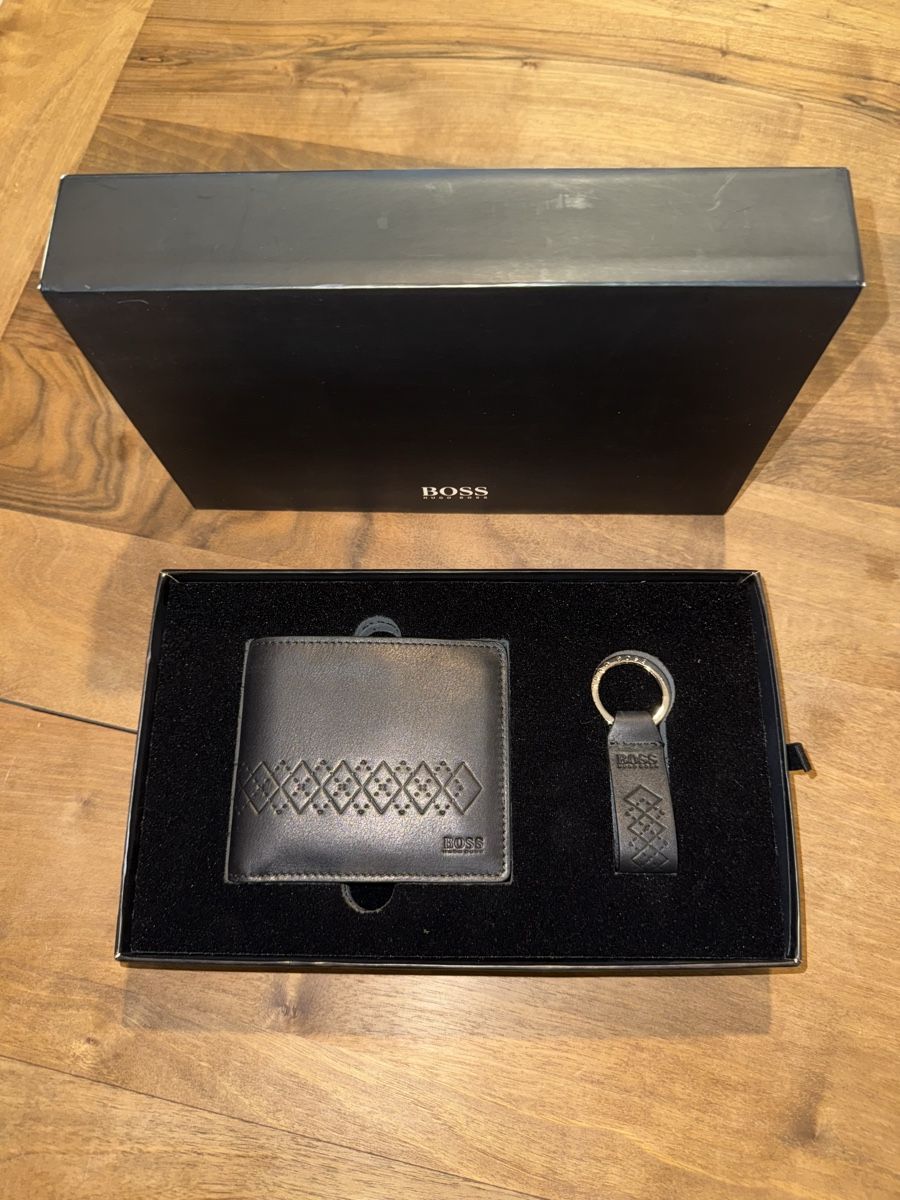 Hugo Boss Portafogli: Coffret - Hugo Boss – Nuovo (secondo la descrizione) da Moutier venduto da Sparrow2002