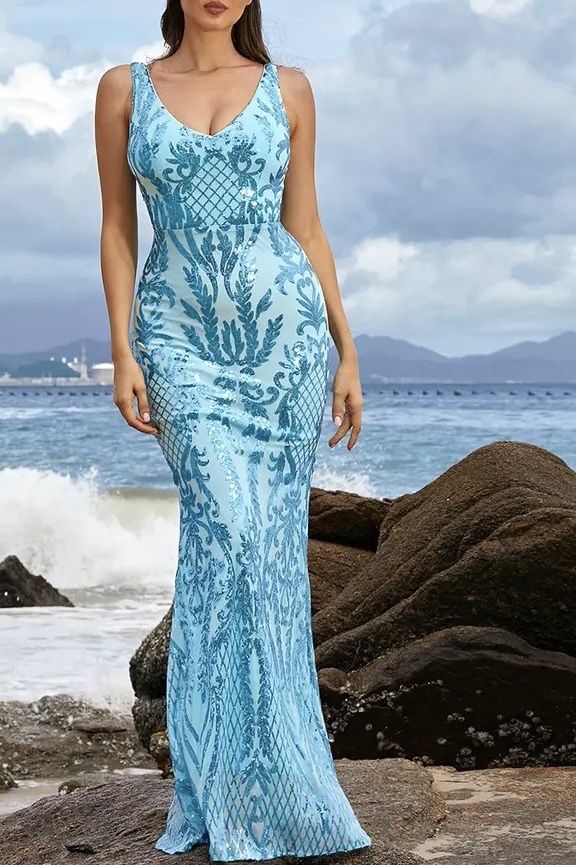 Vestiti: Elegant Sequin Evening Gown Sky Blue Size S – Nuovo (secondo la descrizione) da Appenzell venduto da mir_rqn6 4