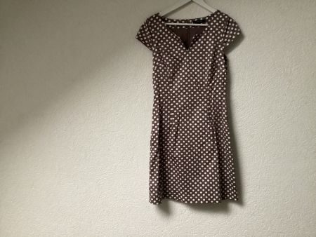 Festliches Comma Kleid, Gr. 36, braun/weiss gepunktet