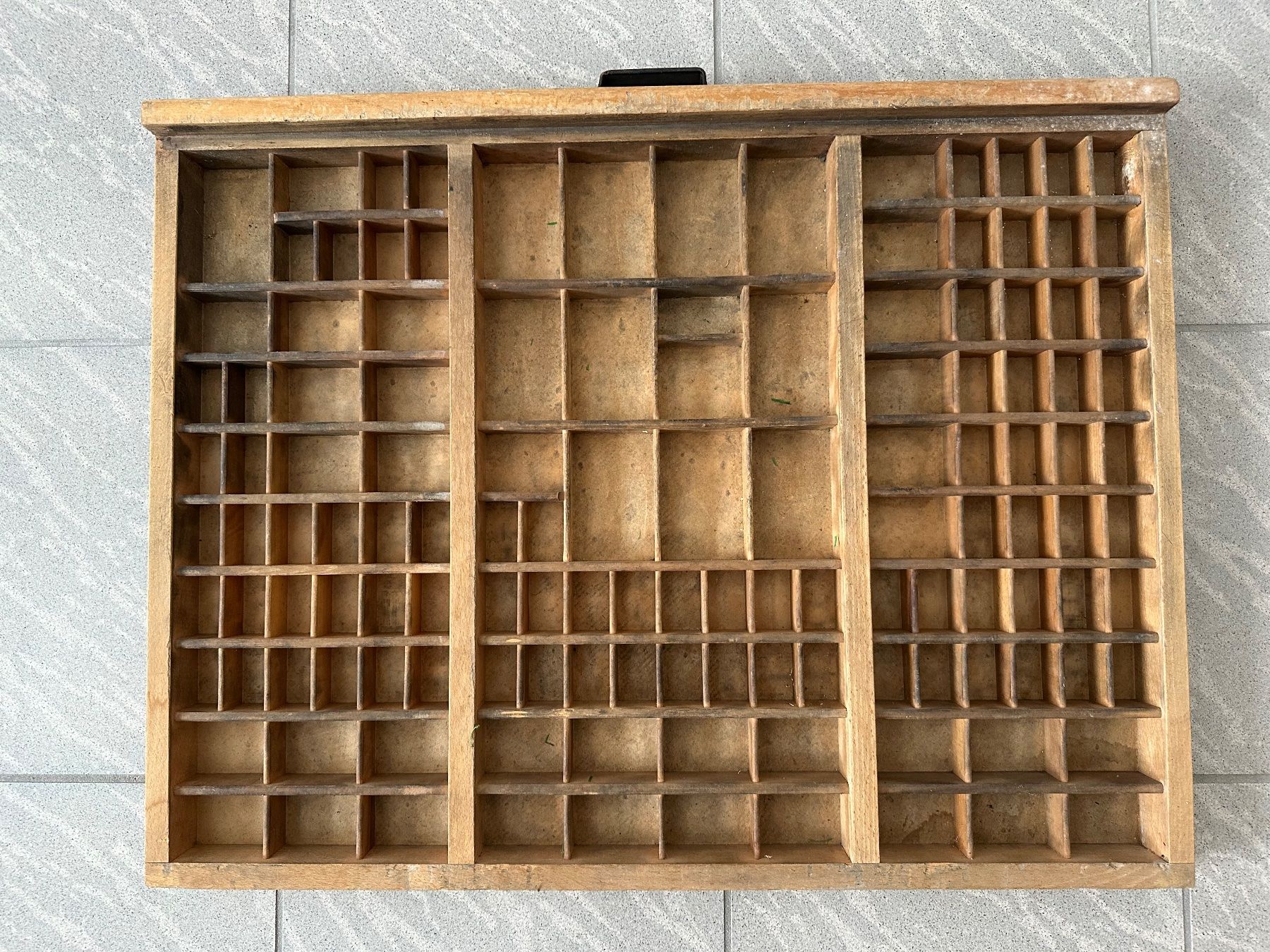 Setzkasten aus Holz, Vintage, zur Dekoration, Topzustand (Gebraucht) in Einsiedeln für CHF 25 – nur Abholung auf Ricardo kaufen
