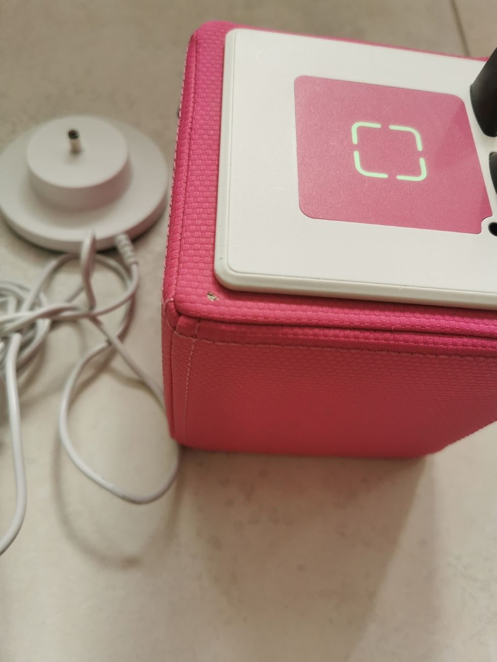 Tonies Giocattoli: Pinke Toniebox mit Ladestation – Usato da Brunnen venduto da JJaime 2