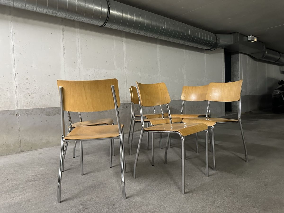 Sedie: 14xStapelstühle aus Holz und Metall – Usato da Niederurnen venduto da KEVIN078 6