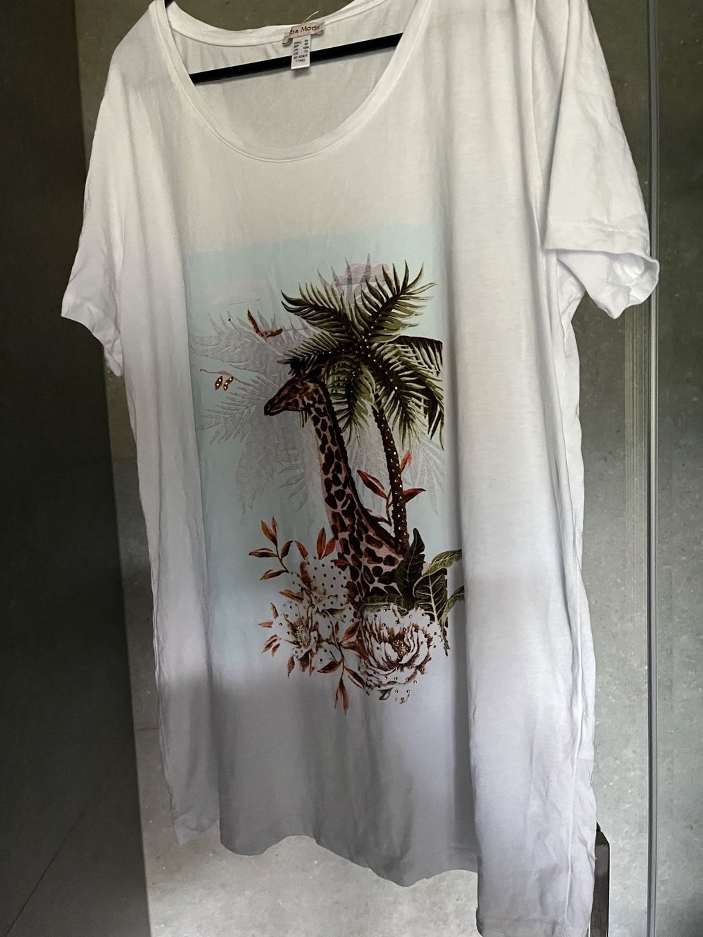 Alba Moda T-shirt: T-Shirt /// Alba Moda /// 44 – Usato da Brittnau venduto da Zofigerin