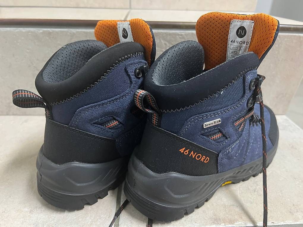 46 Nord Chaussures hommes: NEUE Wanderschuhe mit Vibramsohle, Grösse 40 – D'occasion à Hirschthal par rooblue 1