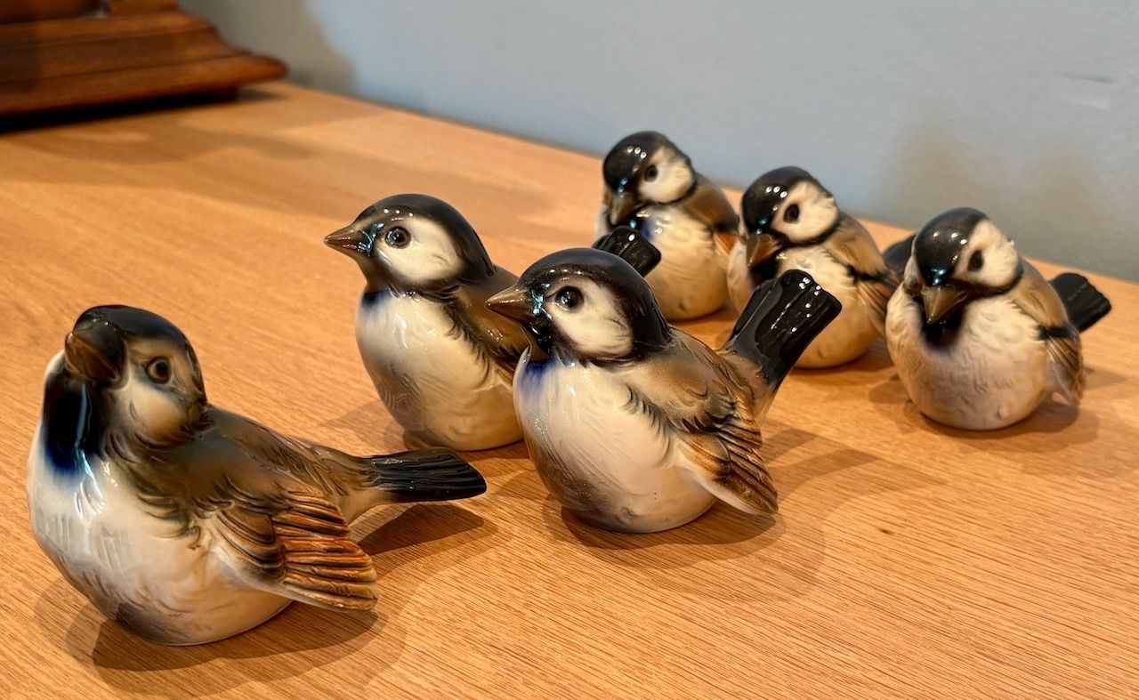 Statuette: Sechs Spatzen aus Keramik, makellos – Usato da Rütihof venduto da Bashful 5