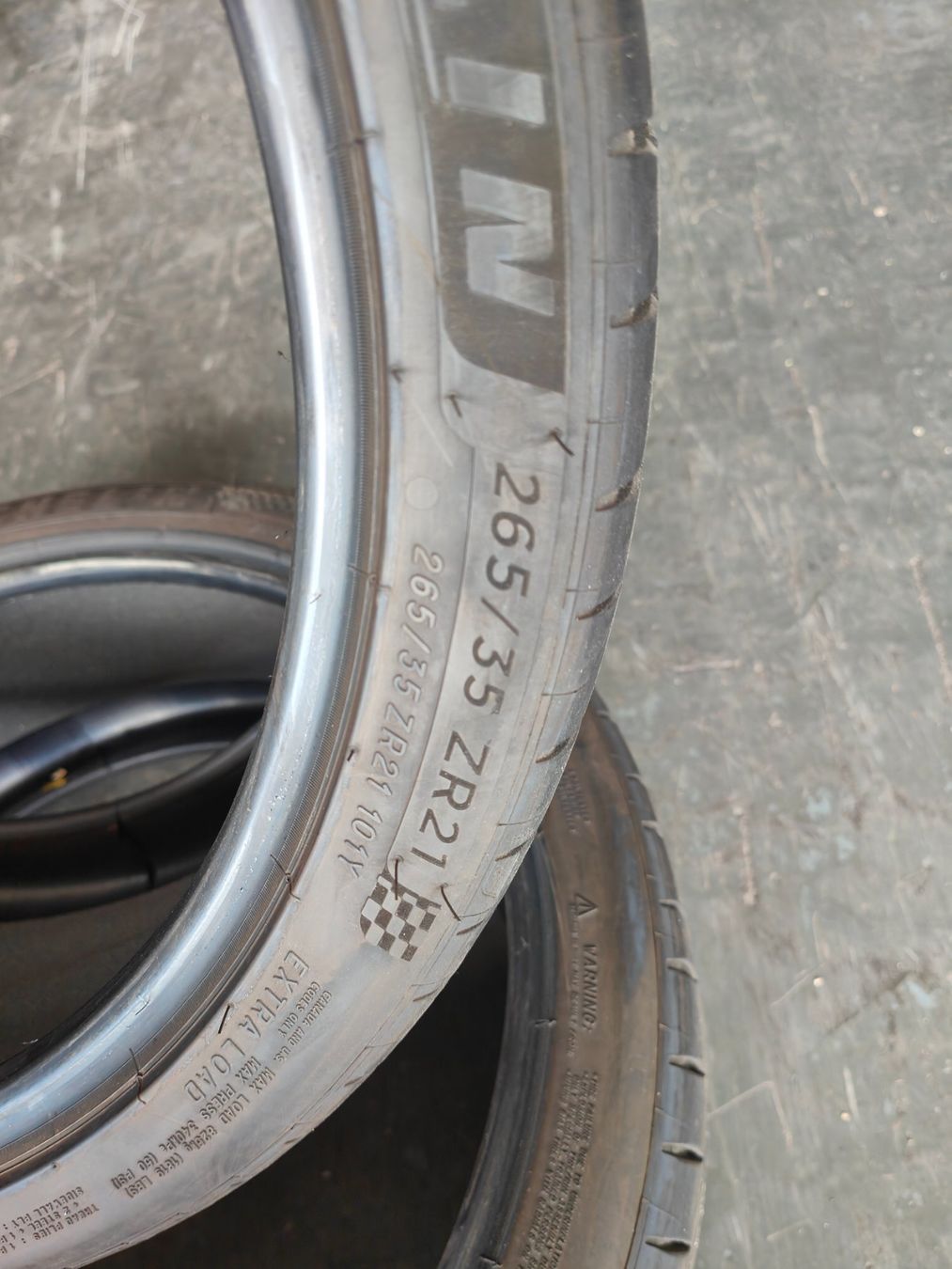 Michelin Pneumatici & Ruote complete: Tesla Sommerreifen – Usato da Oberengstringen venduto da Reifen-Lagerverkauf 2