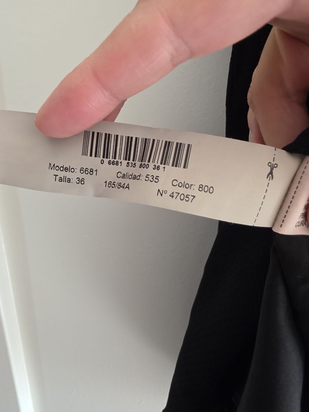 Massimo Dutti Robes: Massimo Dutti Classic Black Dress – D'occasion à Zürich par lit_n7pb 3