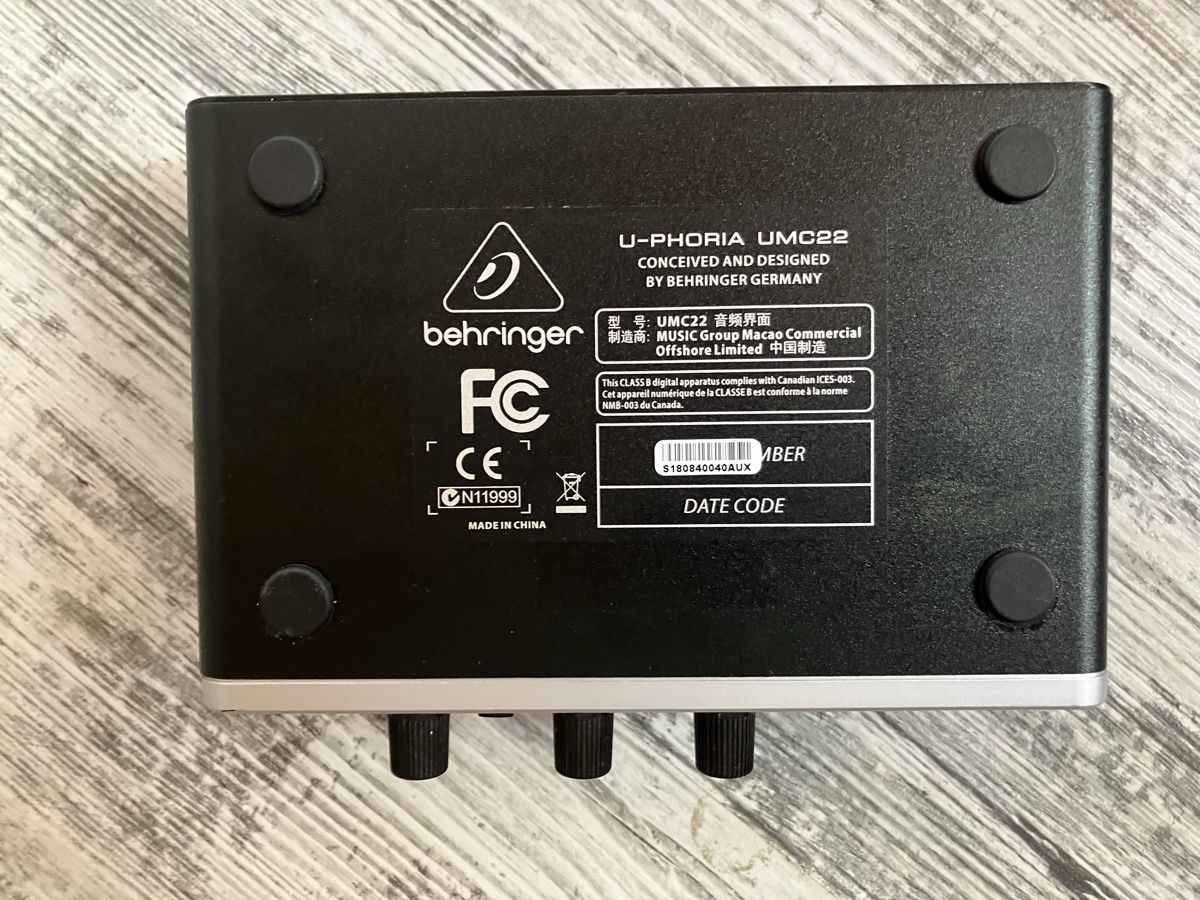Behringer Studioequipment: Audio Interface - Behringer U-PHORIA UMC22 – Defekt aus Andwil SG von Kaltbrunner 2