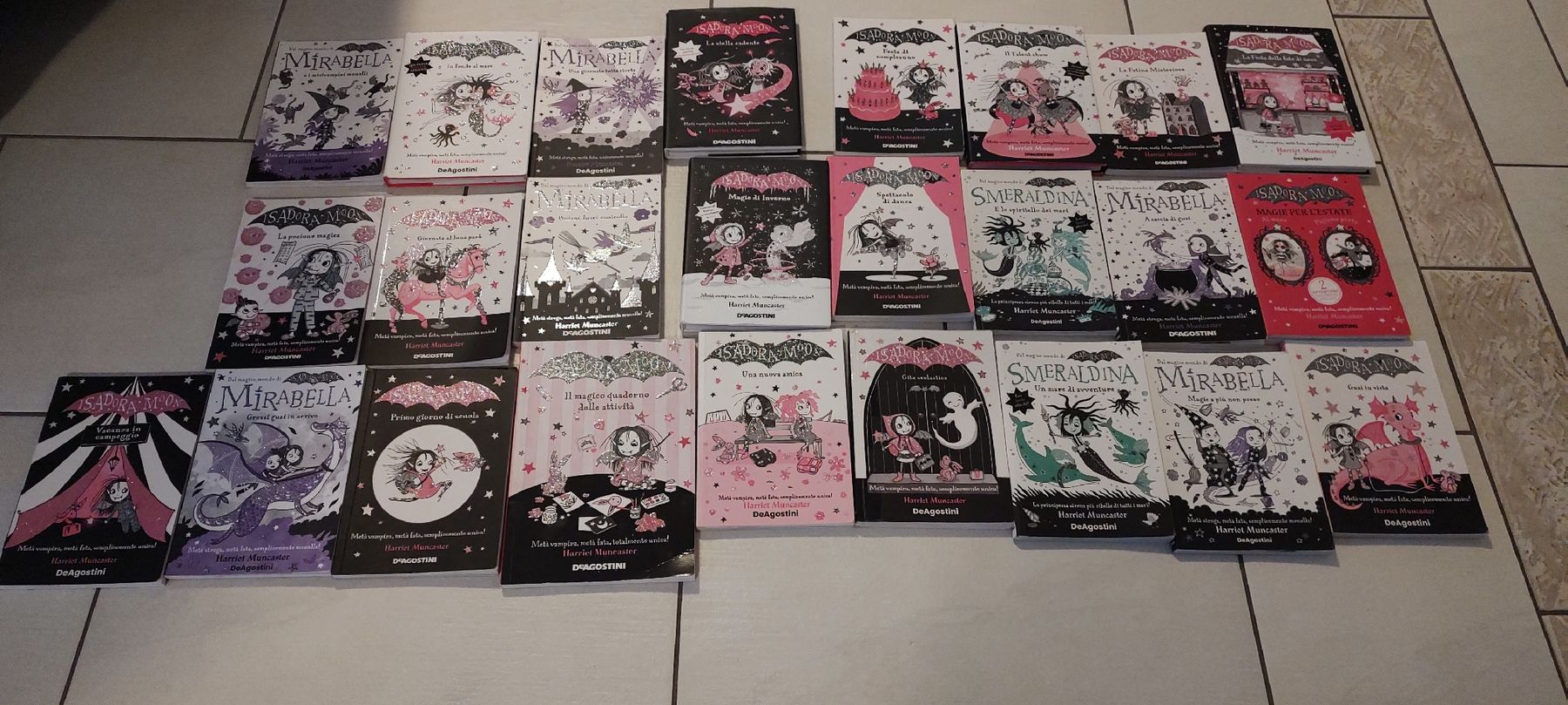 Libri: 25 Kinderbücher Mirabella & Smeraldina Set – Usato da Cugnasco venduto da She_bv7r