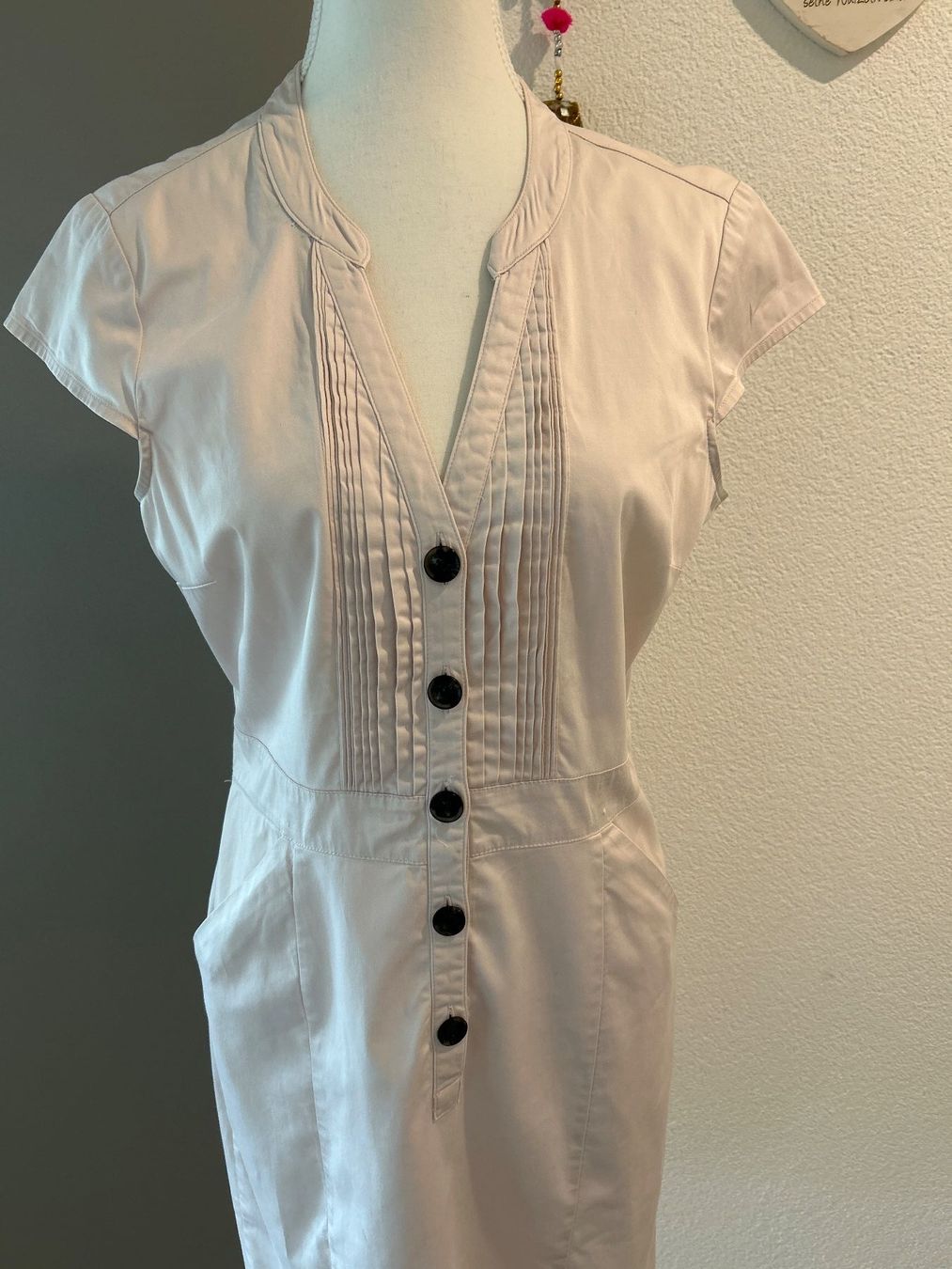 Vestiti: Kurzarm Kleid hellbeige mit Knöpfen – Usato da Brunnen venduto da Nala2929 1