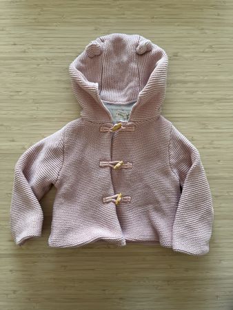 Adorable gilet à capuche rose Sfera, taille 68 🐰🐇