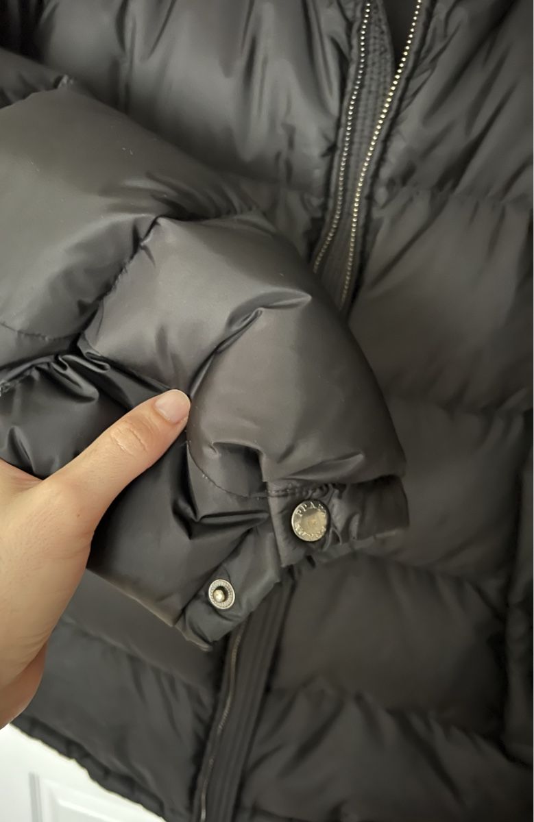 Prada Giacche: Prada Re-Nylon Down Jacket Men IT Size 56 / Large – Usato da Zürich venduto da ralph__ 5