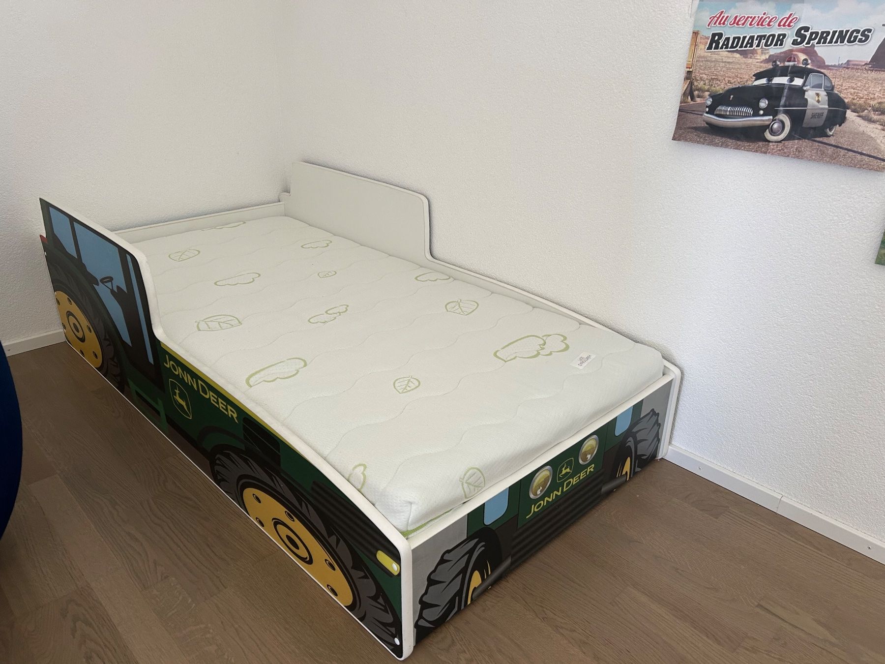 Betten: Lit tracteur / Traktorbett – Gebraucht aus Vallon von MWV 1