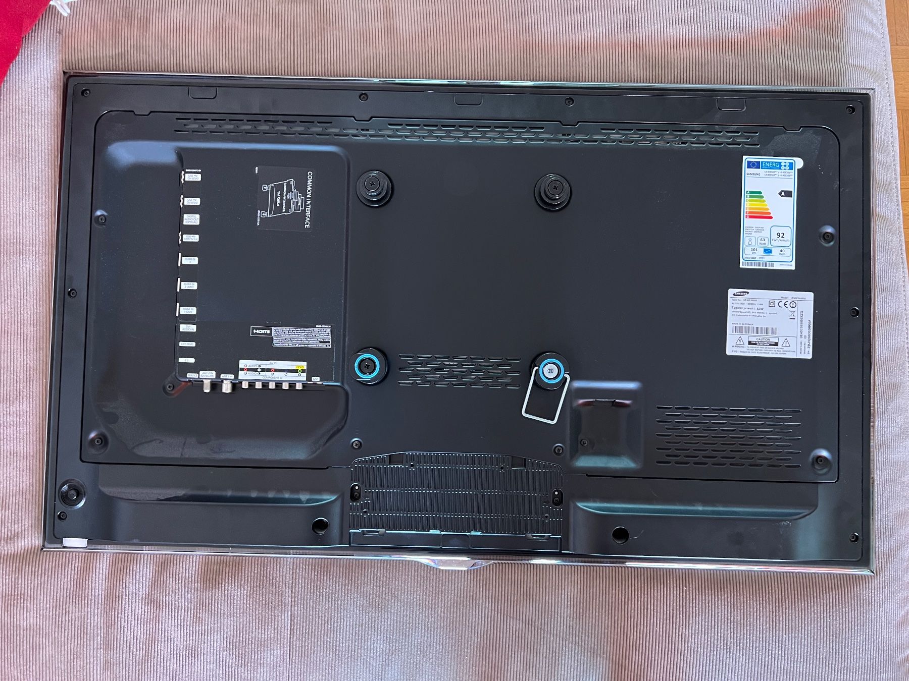 Samsung Televisori: SAMSUNG TV UE40ES6880 – Usato da Winterthur venduto da noa_pk5h 2