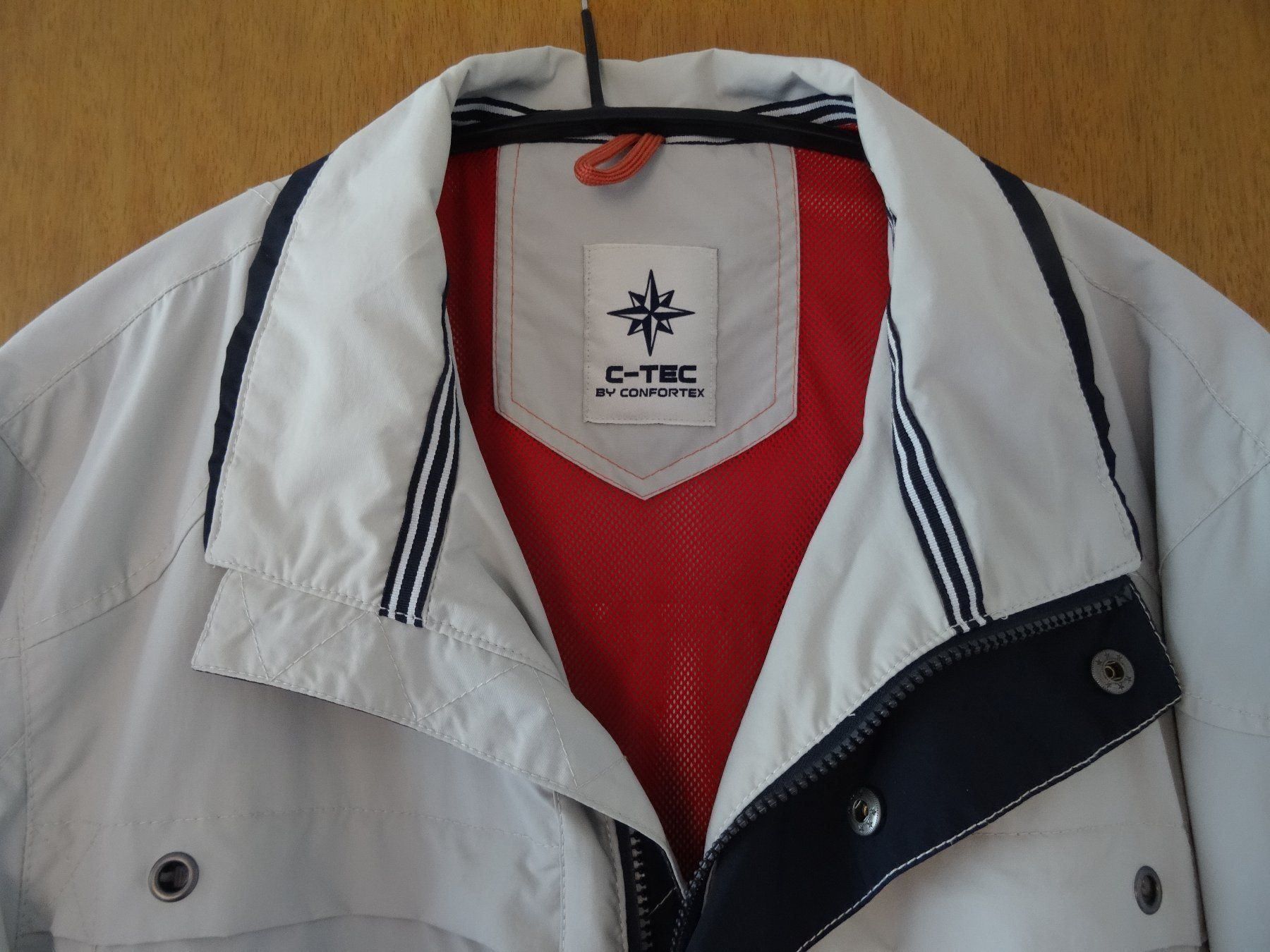 Jacken: Jacke, Windjacke, Sportjacke, – Neu (gemäss Beschreibung) aus Bazenheid von Aebi55 3