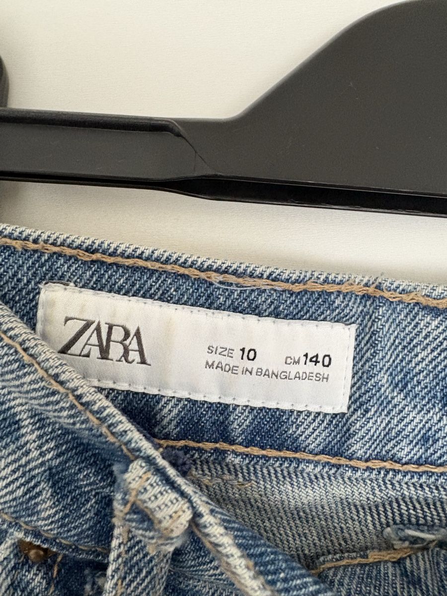 Zara Pantaloni: Mädchen Shorts Zara Gr. 140 – Usato da Winterthur venduto da Baby117 1