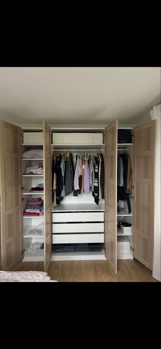 Ikea Armadi: PAX Kleiderschrank  – Usato da Münsingen venduto da joh_dp8r 1