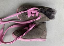 Chaussures fourrés t.17