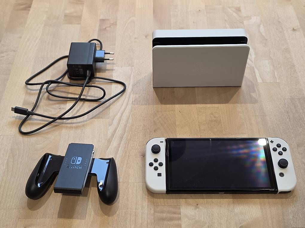 Console: Nintendo Switch OLED – Usato da Fischbach-Göslikon venduto da jor_lqp6
