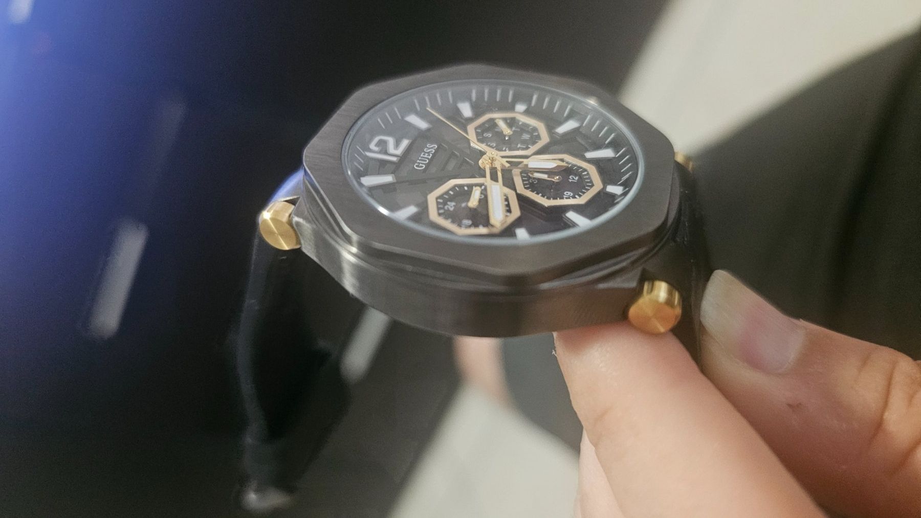 Guess Uhren: Guess Edge Day Date ab 1.- !!! – Gebraucht aus Etoy von angi020 7
