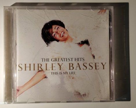 CD: Shirley Bassey - The Greatest Hits - CD – Usato da Männedorf venduto da Yoshi_87