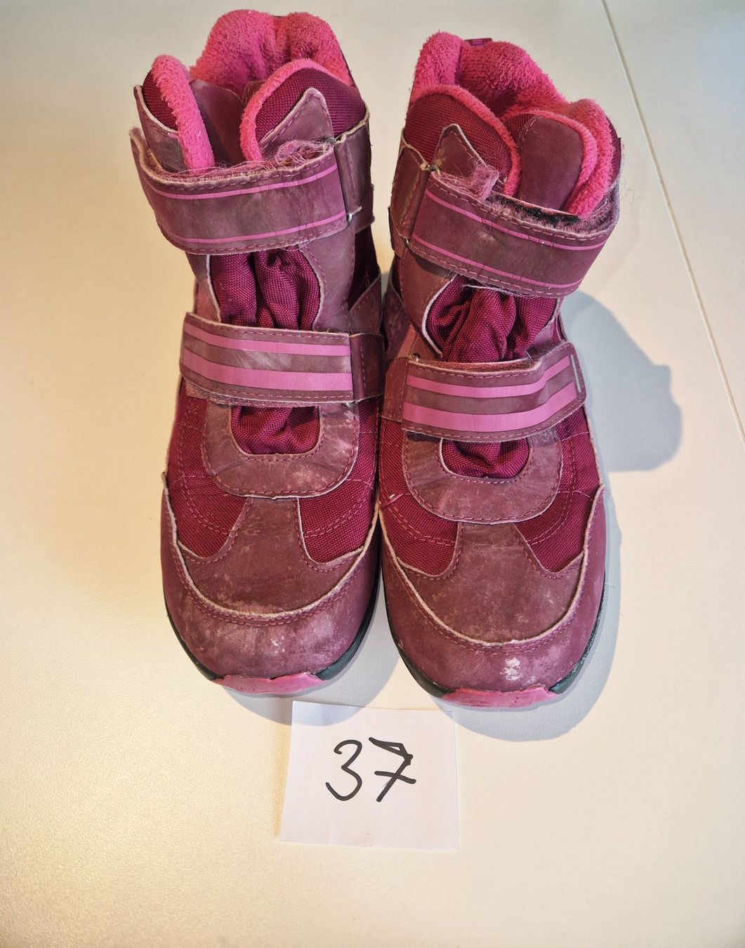 Scarpe per ragazze: Stiefel Grösse 37 – Usato da Stüsslingen venduto da white_angel86
