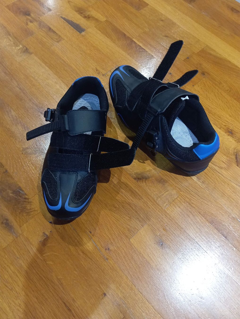Scarpe da uomo: scarpe bicicletta  – Usato da Maroggia venduto da Mecca74