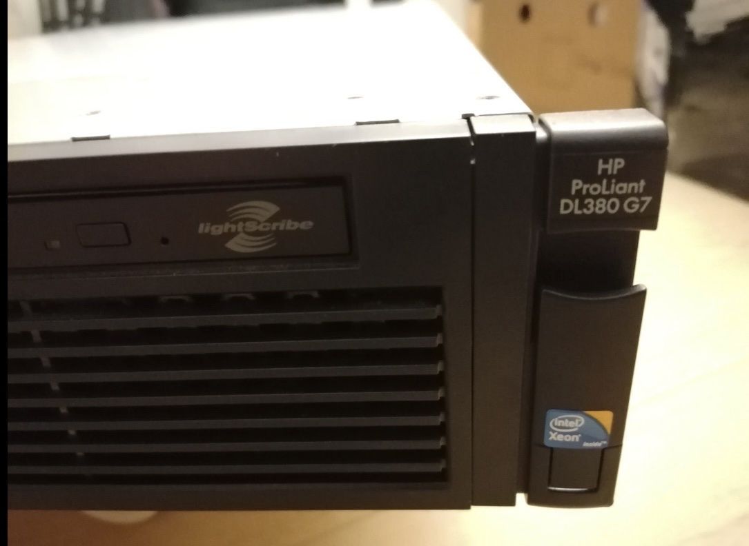 Hewlett Packard Server: HP Proliant DL380 Gen7 – Usato da Bettlach venduto da chichox3 2