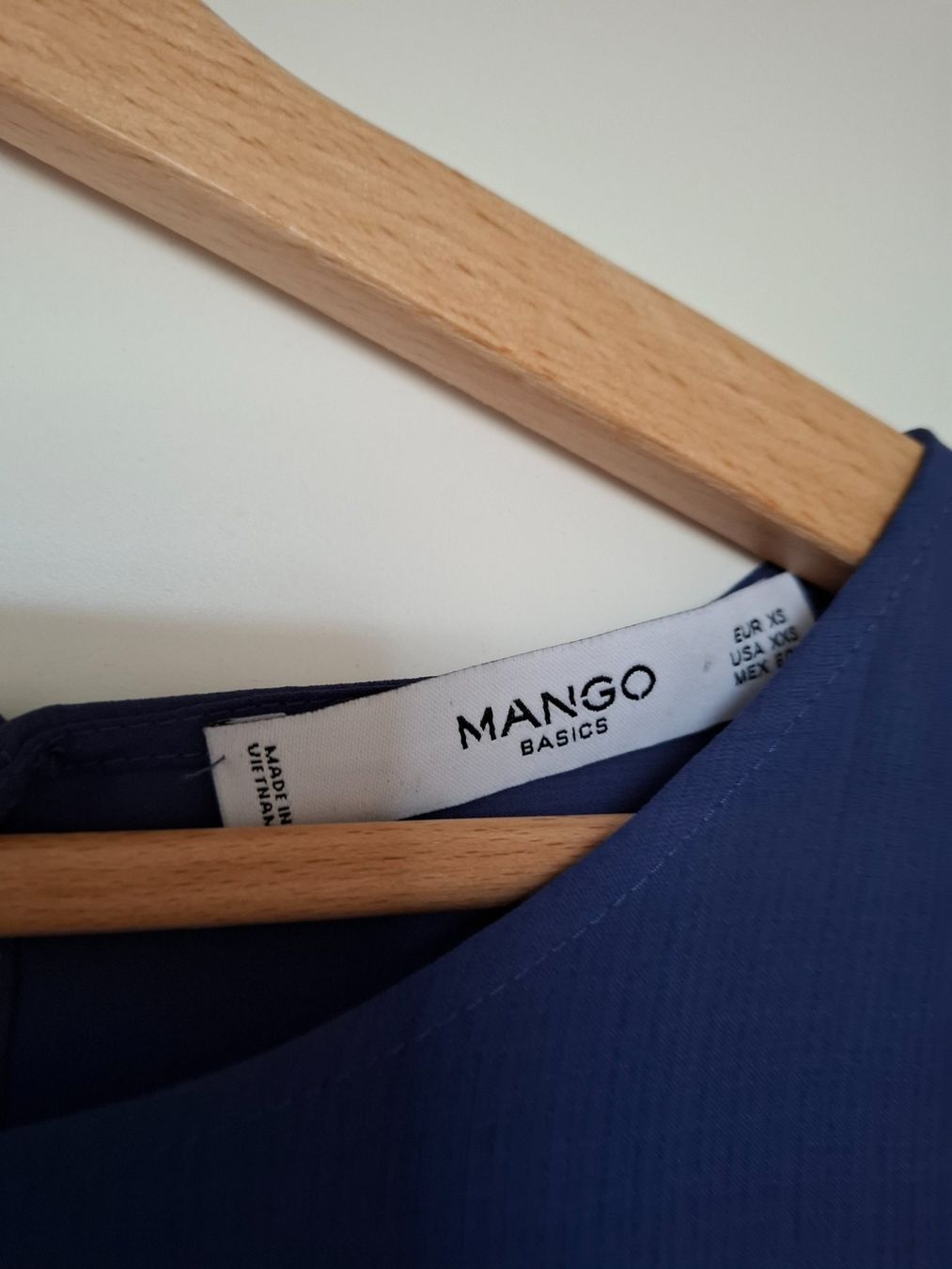 Mango Camicette: Elegante Bluse – Nuovo (secondo la descrizione) da Biel/Bienne venduto da nad_rm72 2