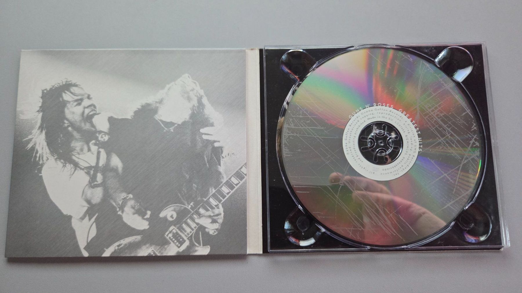 CD: CD Guns N' Roses  -Greatest Hits – Usato da Schaffhausen venduto da Kellerrassel 1