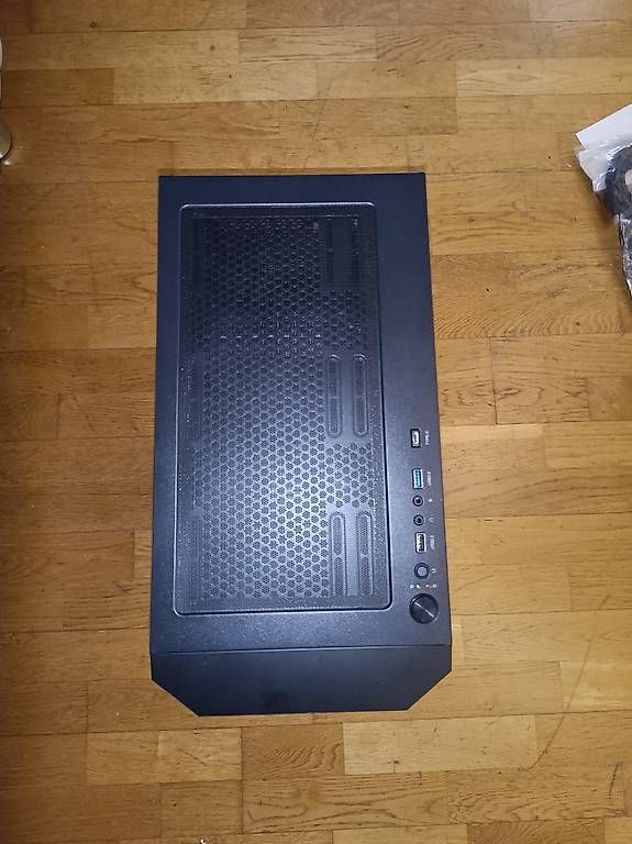 Amd PC: 16 Core Workstation mit AMD 8945HX CPU und 64GB DDR5 RAM – Nuovo (secondo la descrizione) da Richterswil venduto da KarstenL680 2