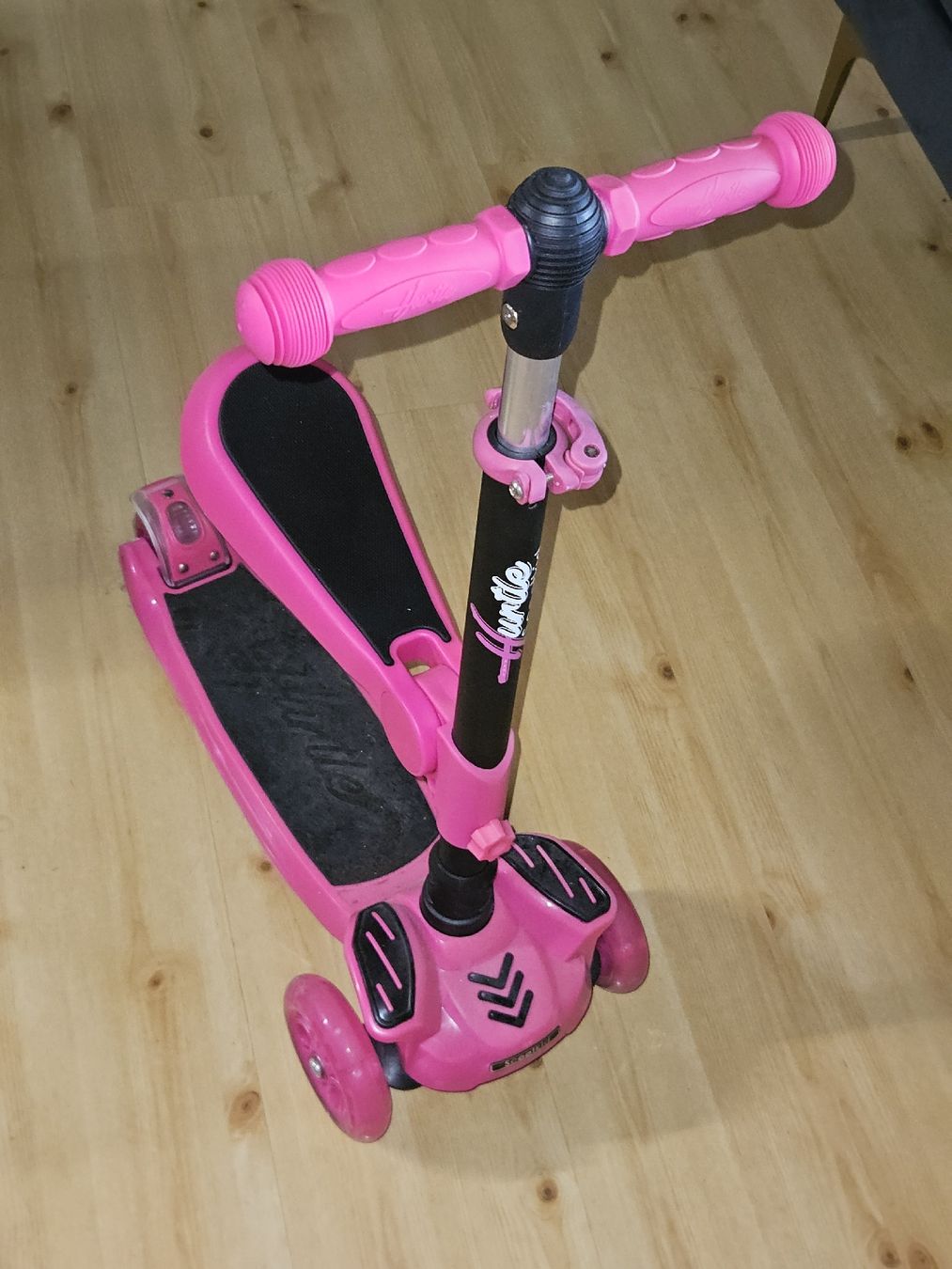 Kickboard: Hurtle Scootkid 3-Wheeled Scooter – Neu (gemäss Beschreibung) aus Bonstetten von testimo1124