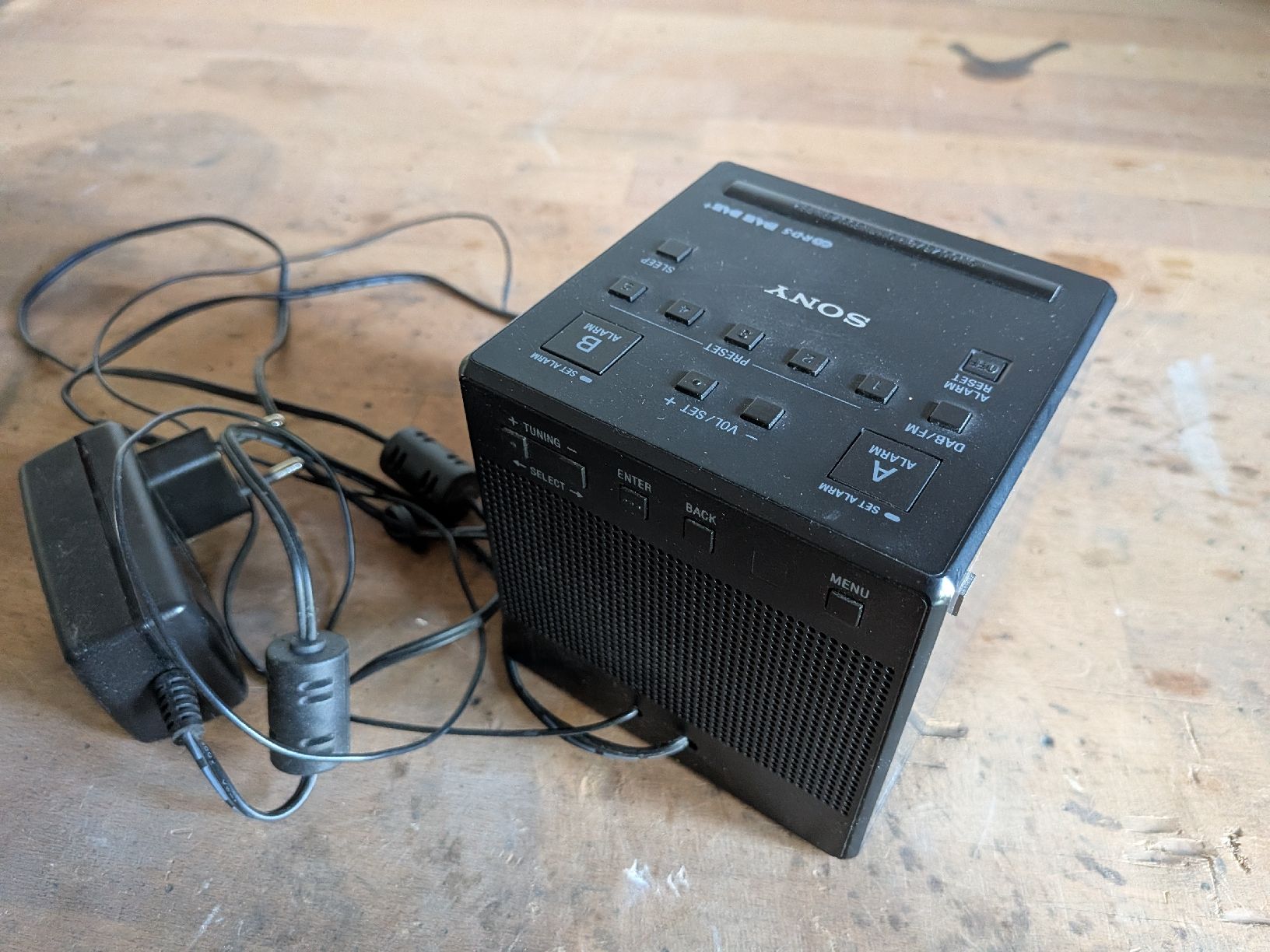 Sony Sveglie: Sony XDR-C1DBP DAB/FM Radiowecker – Usato da Amlikon-Bissegg venduto da Bine11 1