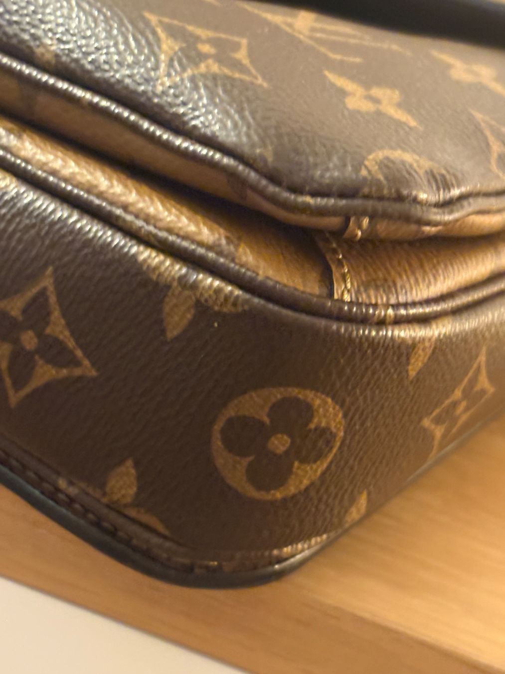 Louis Vuitton Borse da donna: Louis Vuitton Tasche Metis Reverse – Usato da Biel-Bienne venduto da Roserosse13 7