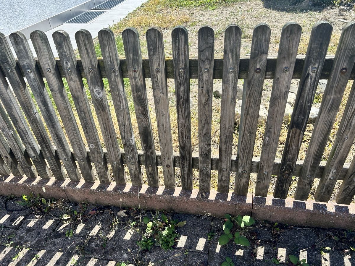 Paravents: Gartenzaun Holz mit Tor gebraucht – D'occasion à Sirnach par sam22